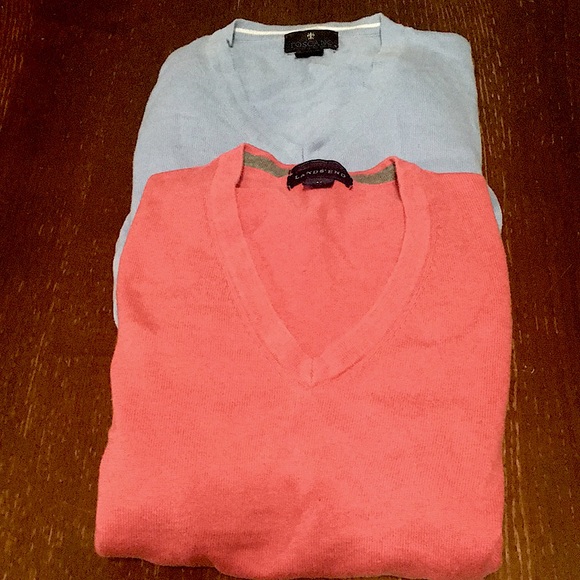 Two V neck long sleeve sweaters - Picture 1 of 5